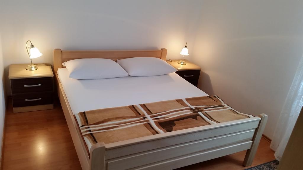 Apartmani Malinska Dış mekan fotoğraf