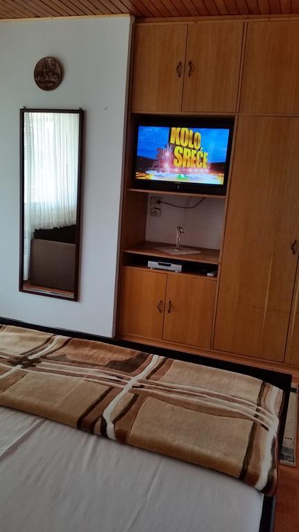 Apartmani Malinska Dış mekan fotoğraf